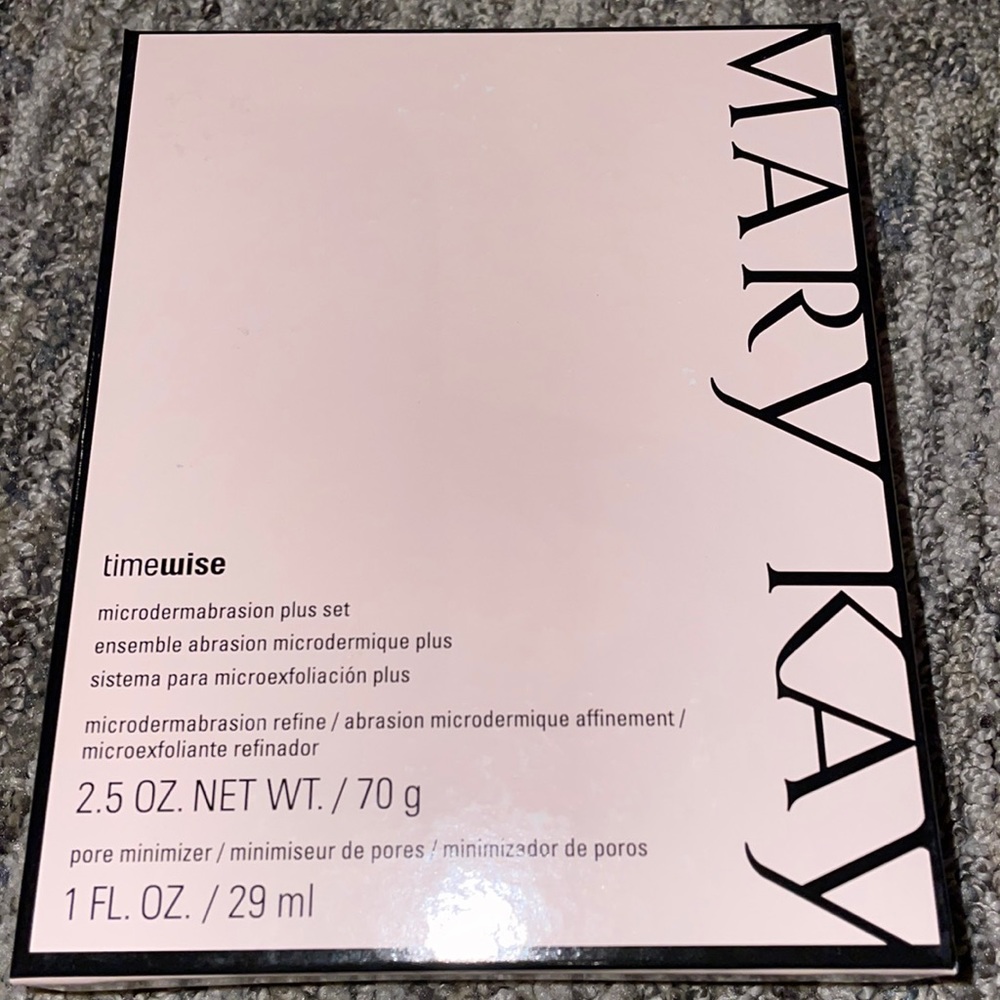NIB!! Mary Kay Microdermabrasion Plus Set